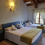 Hotel La Tavernetta Al Castello 3*
