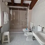La Tavernetta Al Castello 3*