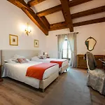 Hotel La Tavernetta Al Castello