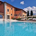 La Tavernetta Al Castello Hotel