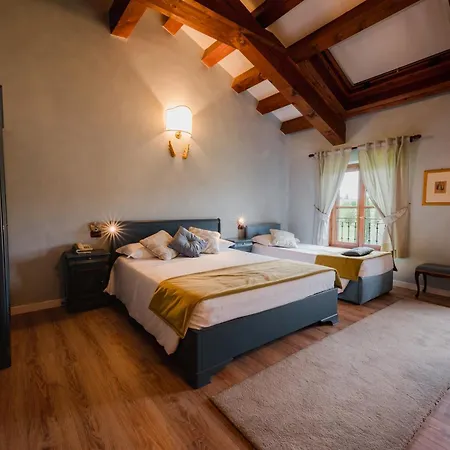 La Tavernetta Al Castello 3*