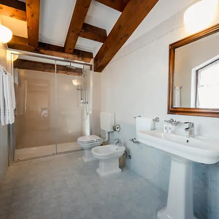 酒店 La Tavernetta Al Castello 卡帕瑞瓦德尔弗留利