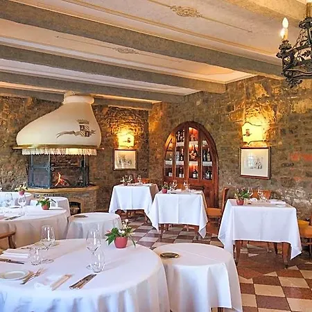 La Tavernetta Al Castello Hotel