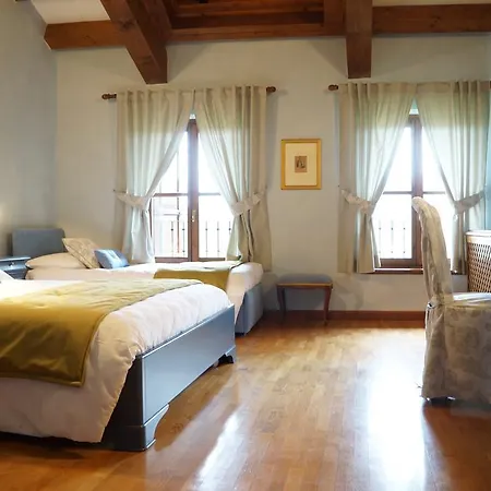Hotel La Tavernetta Al Castello 3*