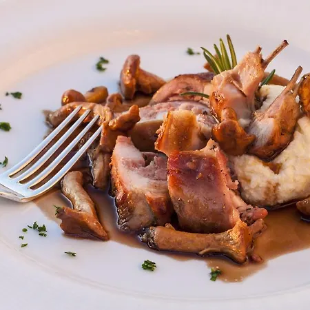 מלון La Tavernetta Al Castello