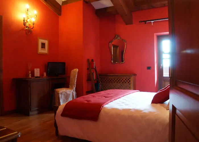 La Tavernetta Al Castello 3*